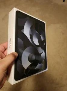 BNIB IPAD AIR 5TH GEN 256GB WiFi