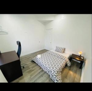 1 specious furnished shared bedroom available for rent
