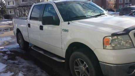 Truck to hire - to move / Junk removal / or make delivery