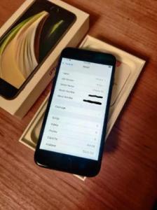 iPhone SE, Midnight Black, 64gb