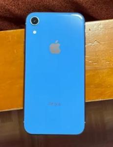 IPHONE XR WITH 2 CASES FOR SALE