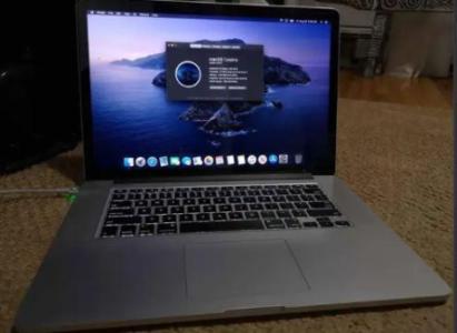 Apple MacBook Pro 15-Inch Core i7 2.3 Retina A1398