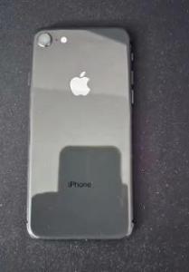 iPhone 8 64 GB Unlocked, 97% Battery Health