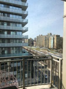 2 Level Loft Condo | Yonge / Davisville | 1 Bed 2 Bath $2,000.00