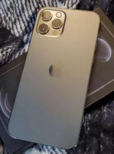Apple iPhone 12 PRO COMPLETE in IMMACULATE CONDITION!
