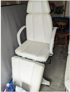 Esthetician and pedicure bed