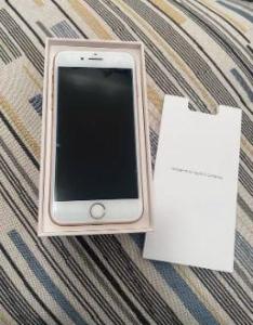 Unlocked iPhone 8 - 64 GB LNIB