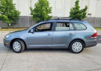 2014 Volkswagen Golf wagon TDI, Diesel, 6 Speed Manual, 3/Y Warranty Available.