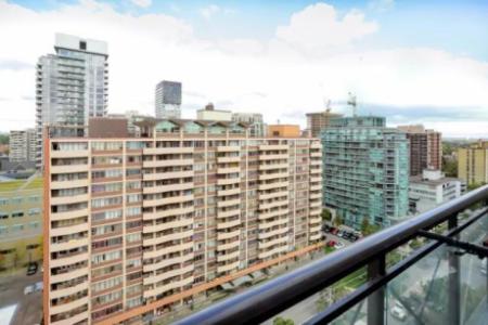 101 Roehampton Avenue - 1 Bedroom Apartment for Rent $1,450