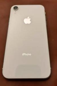 White Iphone XR 128GB like-new condition