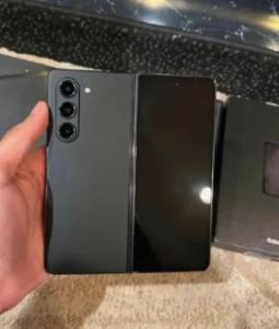 Samsung galaxy Z fold 5