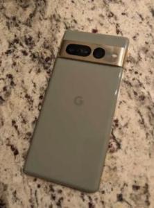 Used Pixel 7 Pro 256GB Hazel Color With Case and Original Box