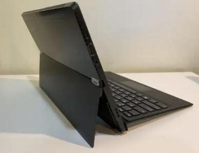 Lenovo 510 Touchscreen Tablet Laptop 8GB 256GB