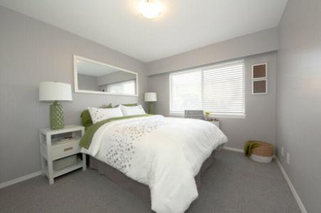 1 Bedroom Renovated Central Apartments