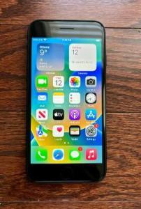 iPhone SE 2020 64GB , 100% Working , Phone ONLY *PRICE IS FIRM*