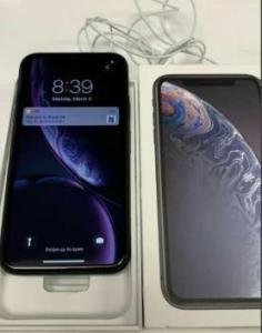 iPhone Xr 64GB (Unlocked) Like New Condition