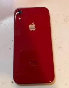 iPhone XR- red