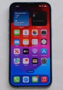 Apple 128GB iPhone 13 with 89% Battery Health