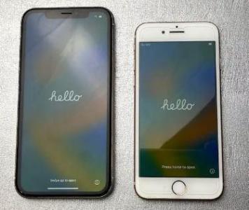 iPhone XR 64GB - White & iPhone 8 64GB - Rose Gold (DEAL)