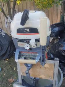 2 stroke Evinrude 3hp lightwin folding outboard motor engine
