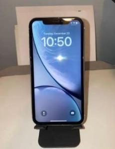 iPhone XR *Please read ad*