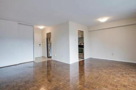 Large Renovated 1 Bedroom with Balcony $1,495