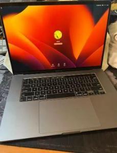 MacBook Pro 2019