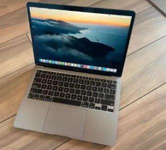 M1 MacBook Air 13” 512GB SSD