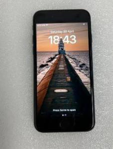 2020 iPhone SE 2nd gen 64GB Unlocked Excellent Condition